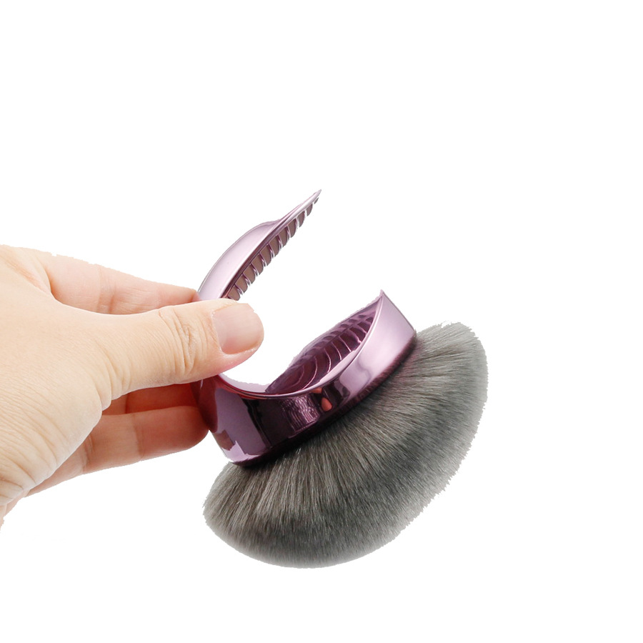 Makeup Brush Feature 1