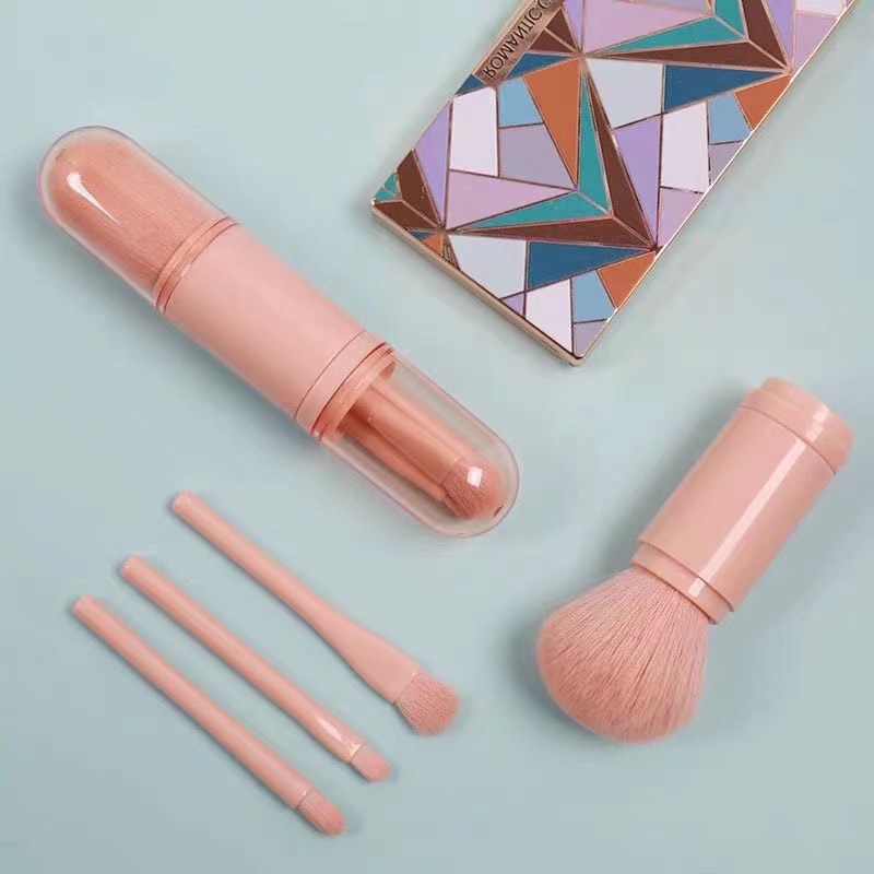 Essential 4 in 1 Mini Retractab pink Kabuki Makeup Brush Loose Powder Brush Synthetic Travel Portable Makeup Brush Set