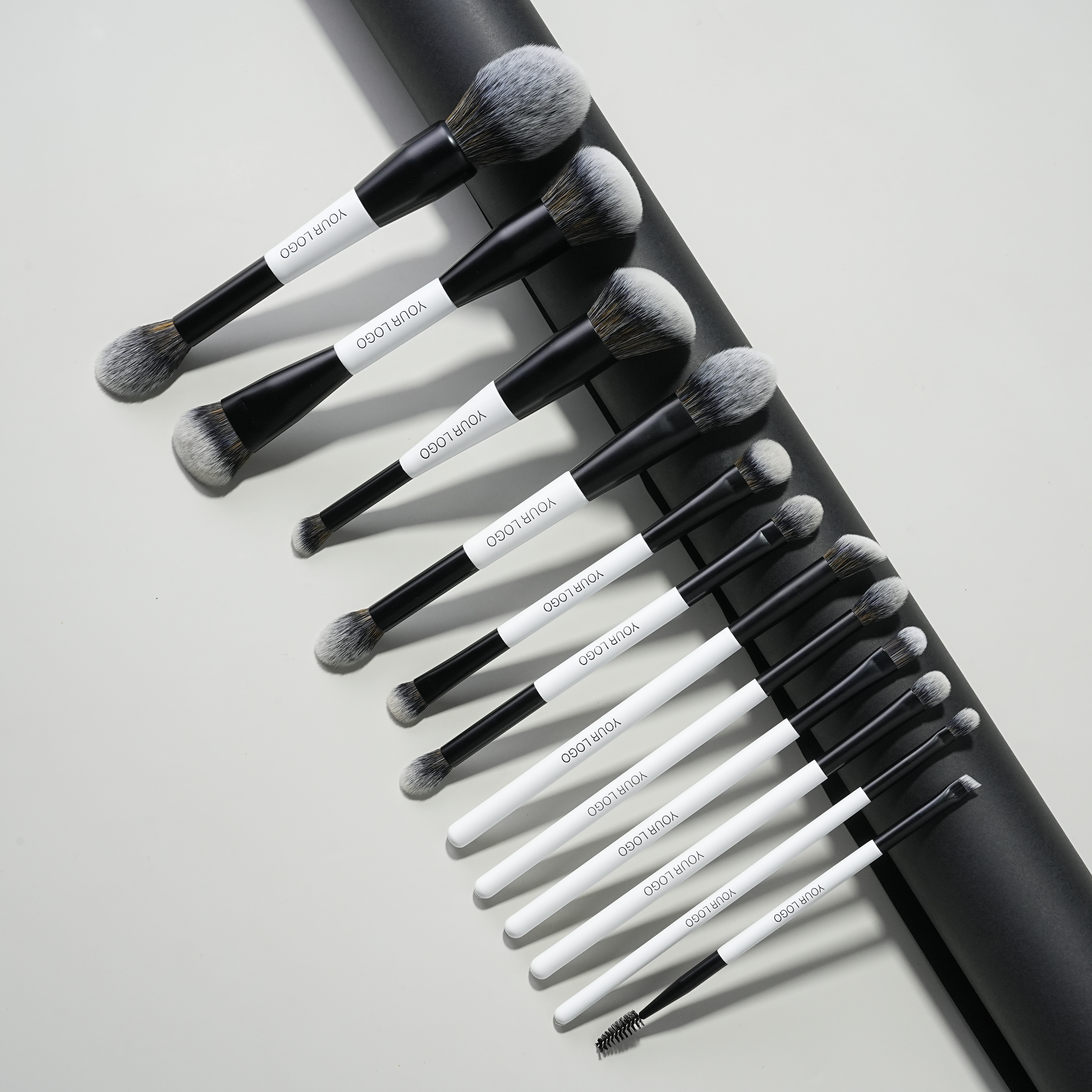 New Custom Professional Double Ended Makeup Brushes Vegan Synthetic Contour Powder Concealer Blush Brush Luxury Makeup Brush Set