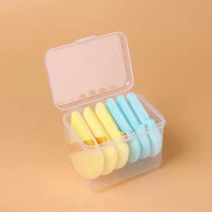 Lanson Top Seller Triangle Powder Puff Makeup Sponge Soft Velour Cosmetic Puff Black Velvet Loose Powder Puffs for Face