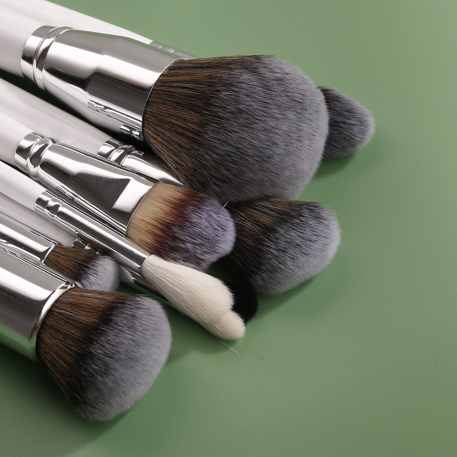 Brush display 6
