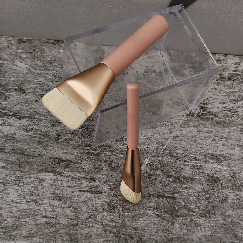 Brush Details 1