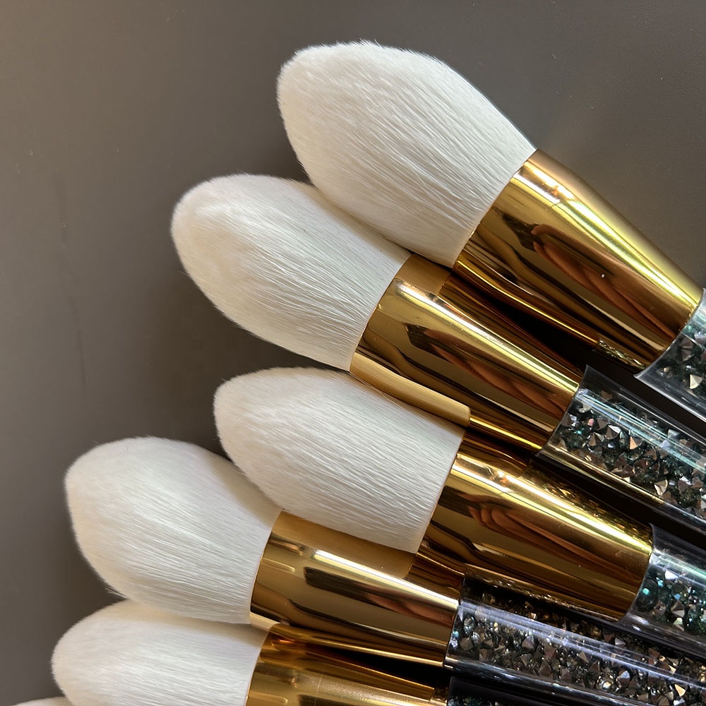 Own logo pink Gold Rhinestone Makeup Brushes Hot Selling Powder Brush Bling Make up Tool for Body Powder and Face Powder