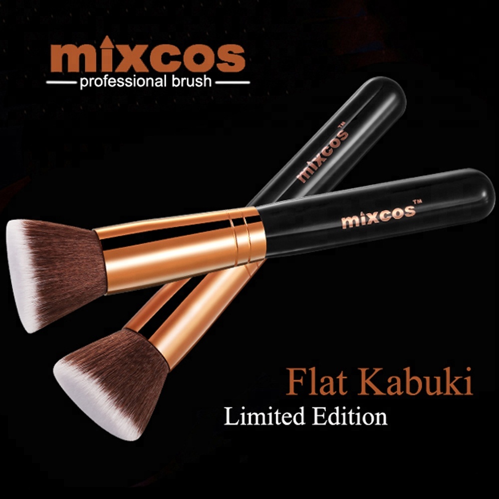Foundation Brush Detail 6