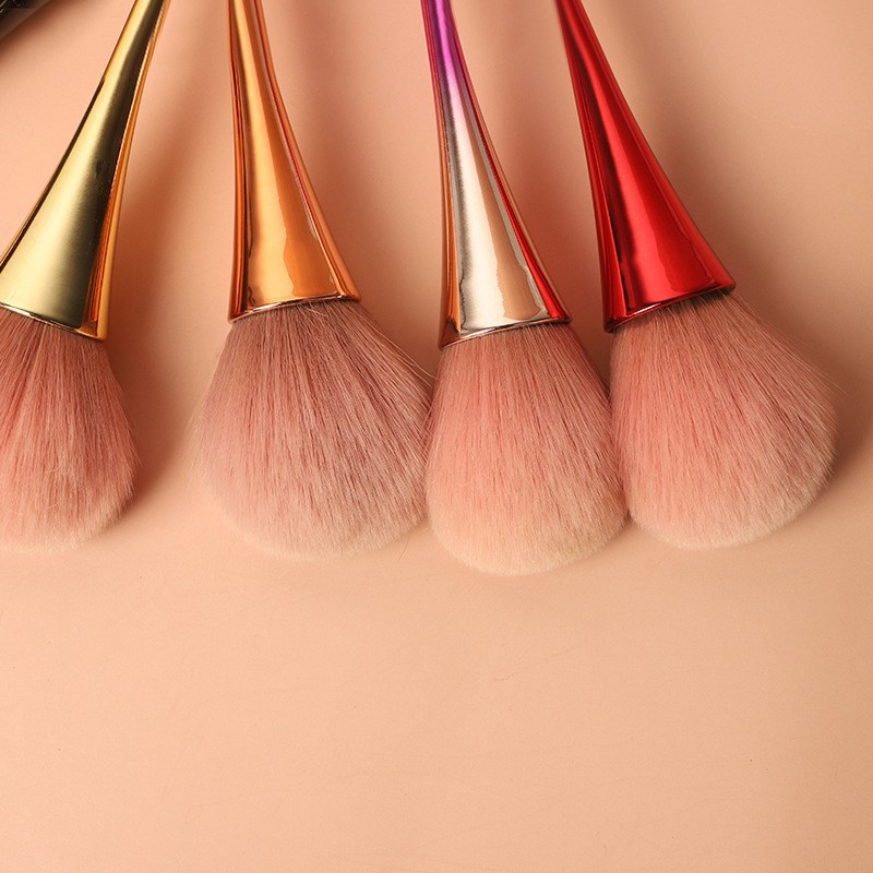 Nail Dust Brush Detail 5
