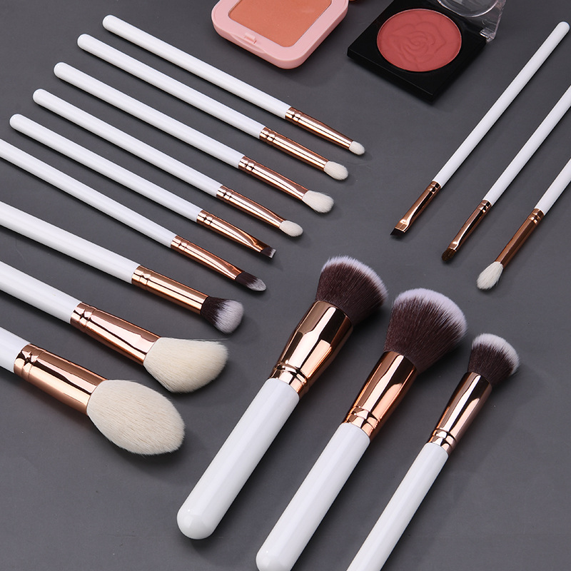 Soft-textured Animal Makeup Brush Set - Animal Fur Eyeshadow Brush Loose Powder Eyeshadow Brush Complete Makeup Tool Set