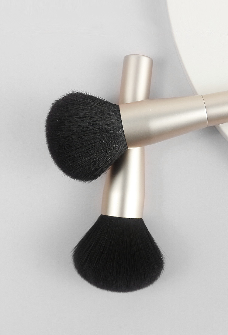 Makeup Brush Detail 6