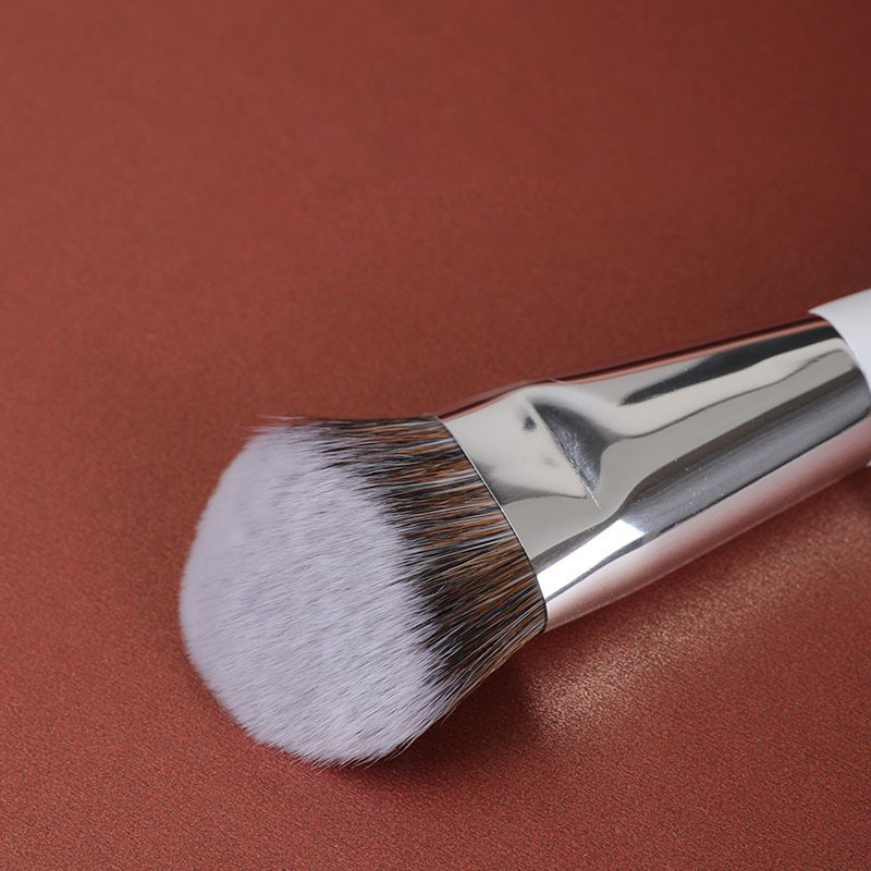Single Foundation Make up Brush Soft Hair Beauty Makeup Brush Portable for Beginners