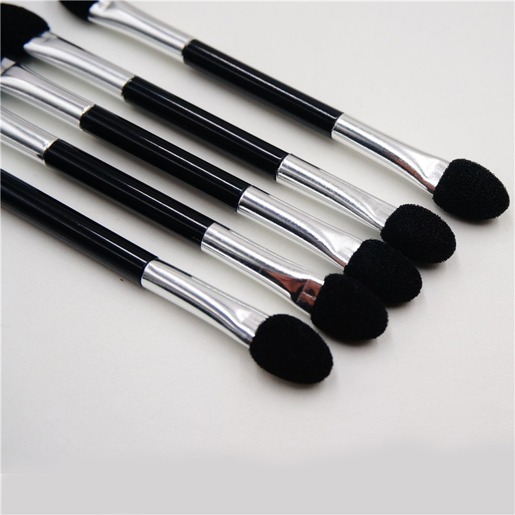 Wholesale Makeup Brush Detail 3