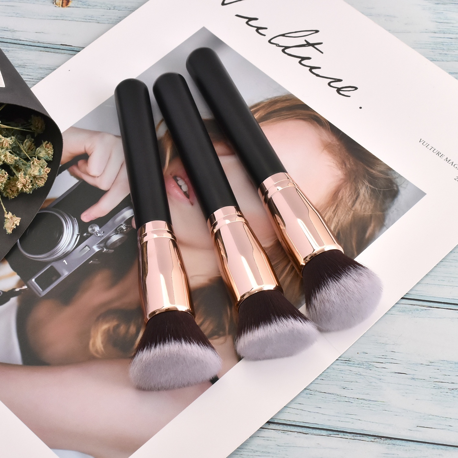 Top Sale Makeup Artists Make up Foundation Brush Flat Top Powder Foundation Brush