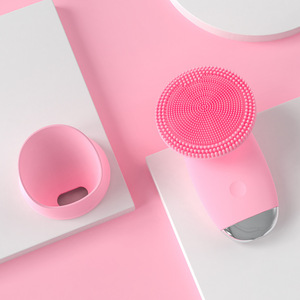 Customized Ultrasonic Vibration Facial Cleanser Multifunctional Electric Silicone Artifact LED Cleaning Face Cleaning Brush