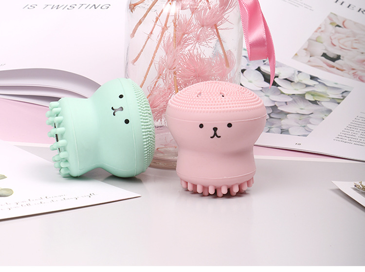 Facial Cleansing Brush Jellyfish Exfoliating Silicone Face Brush Facial Scrubber Spin Cleanser Massage Baby Shampoo Brush