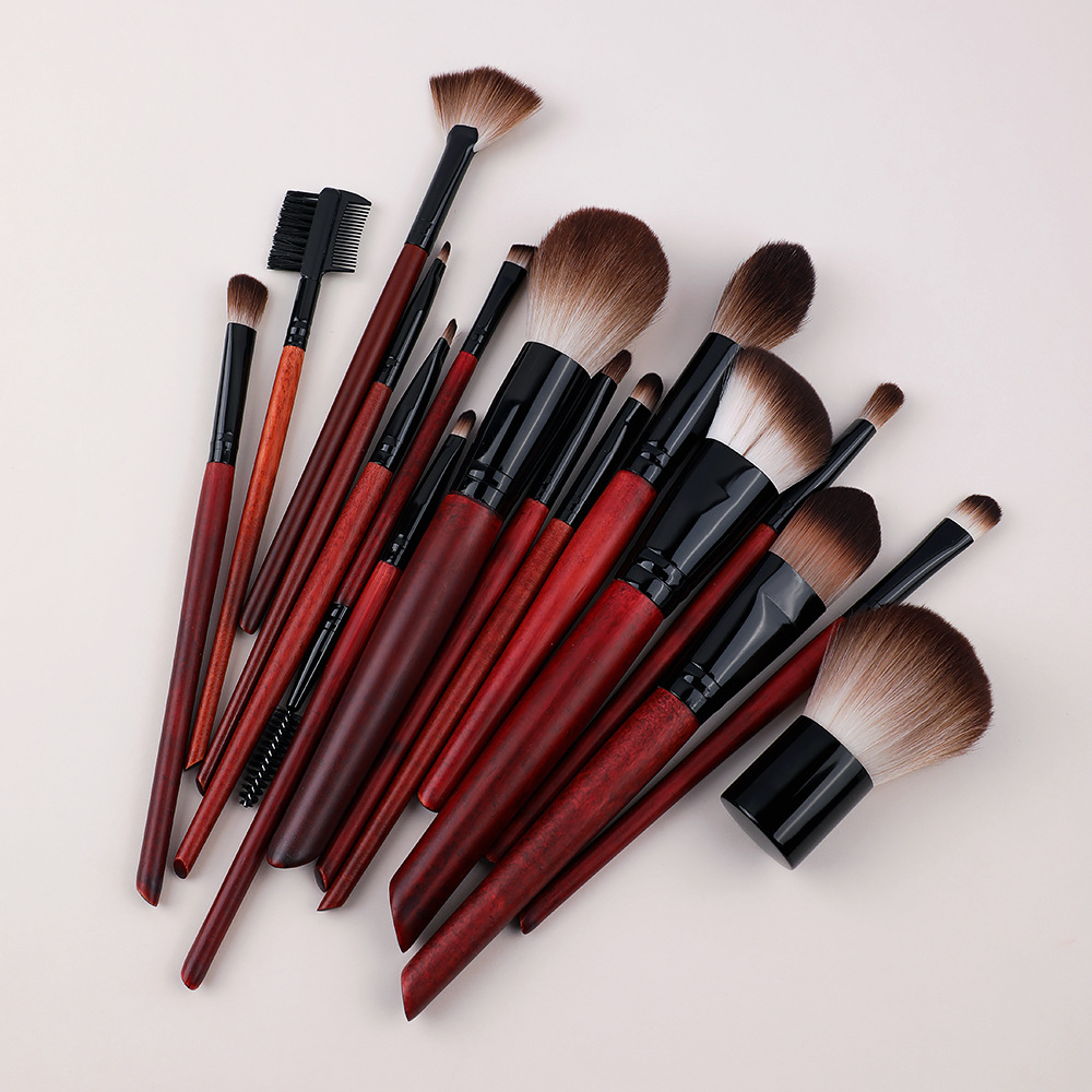 New Style Foundation Brush Set Soft Nylon Bristles Red Sandalwood Handle 16 Piece Base Makeup Brushes for Face Blending