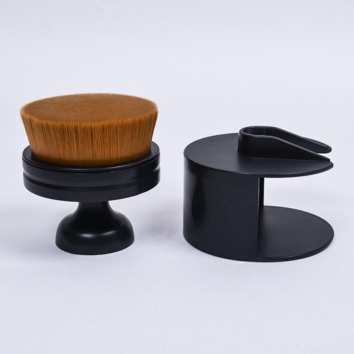 Dongmei Unique New Stamp Makeup Brush Professional Large Kabuki Brushes Black Big Flat Top Round Foundation Brush with Stand