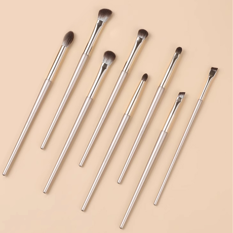 13pcs Beginners Soft Synthetic Hair Bristle Eyeshadow Brush Set Includes Eyeliner Nose Shadow Dotting Detail for Face Lip Gloss