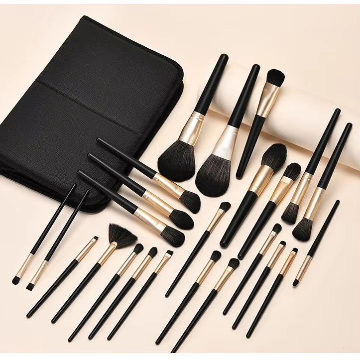 24-Piece Black and Gold Makeup Brush Kit with Soft Bristles and High Quality Wooden Handle for Face Makeup and Foundation Use