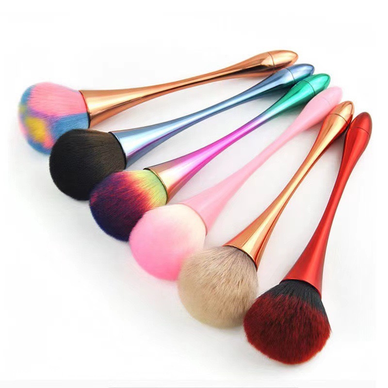Nail Dust Brush Detail 2