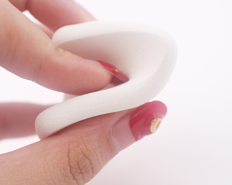 Latex Foundation Puff Round Shape View 6