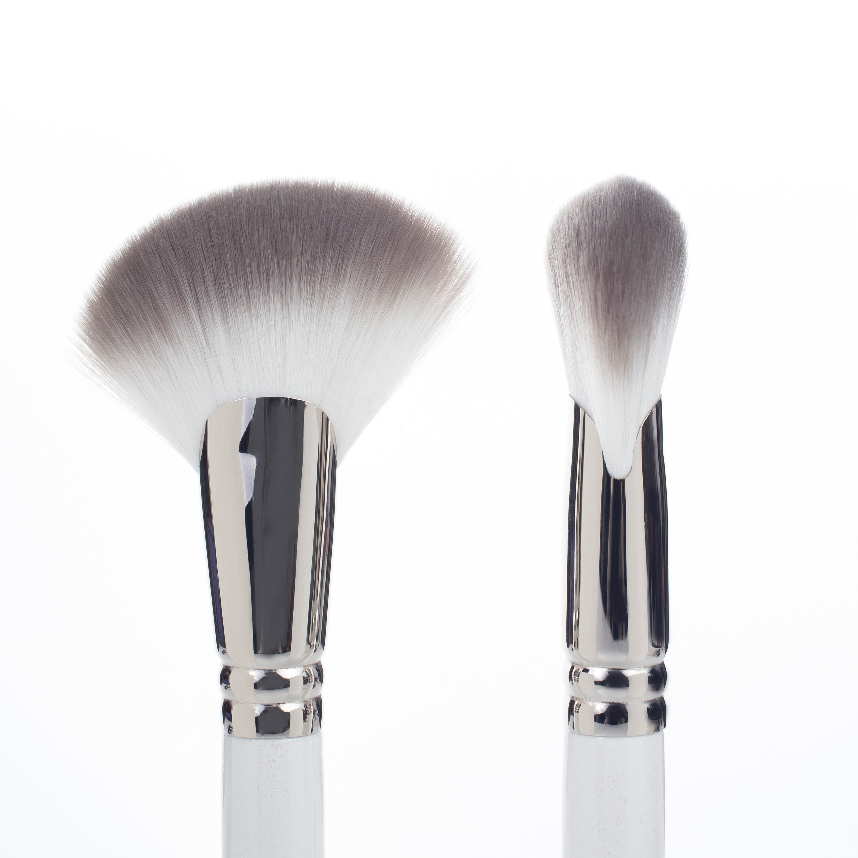 2026 High Quality Low Price 1Pc Spa Synthetic Hair Fan Powder Brush