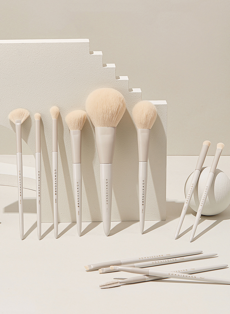 Makeup Brush Detail 1