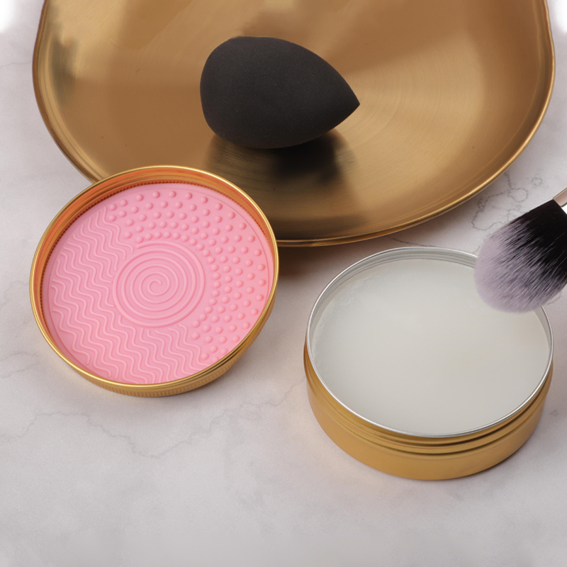 Makeup Brush Cleaning Soap Detail 4
