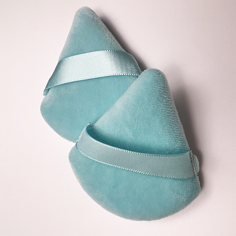 Multi-Color Velvet Triangle Makeup Puffs for Loose Powder Dr &amp; Wet Foundation Setting Available in Polybag or Plastic Box