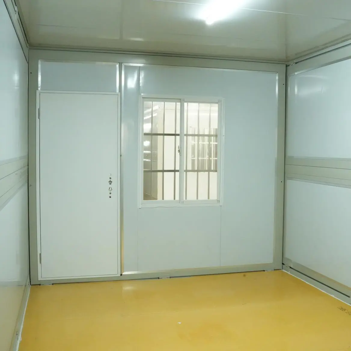 Custom 20-foot X-configuration foldable container unit Supplier, Factory