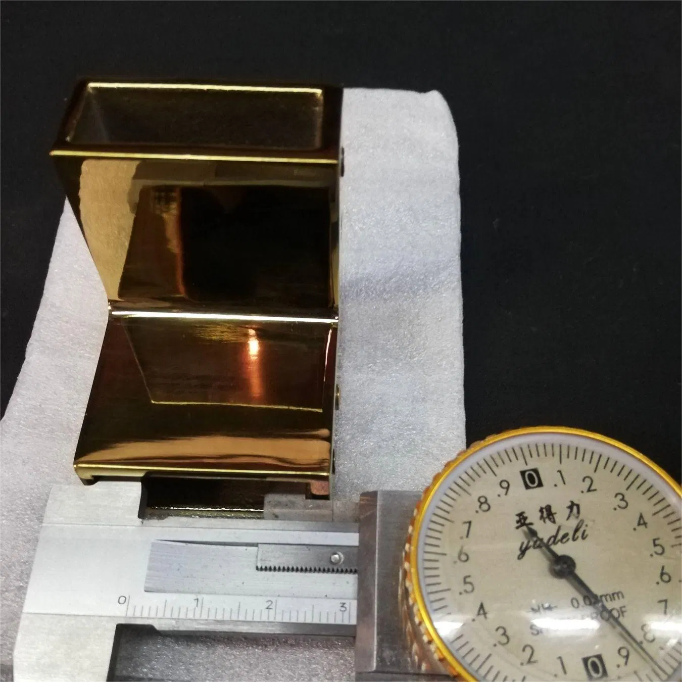 Luxury Style Titanium Bathroom Dedicated Hardware Pipes and Connectors