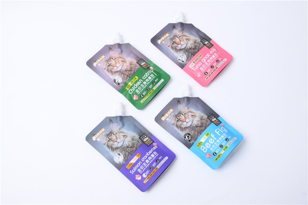 Complete Pet Diet: High-Quality Wet Food for Balanced Nutrition