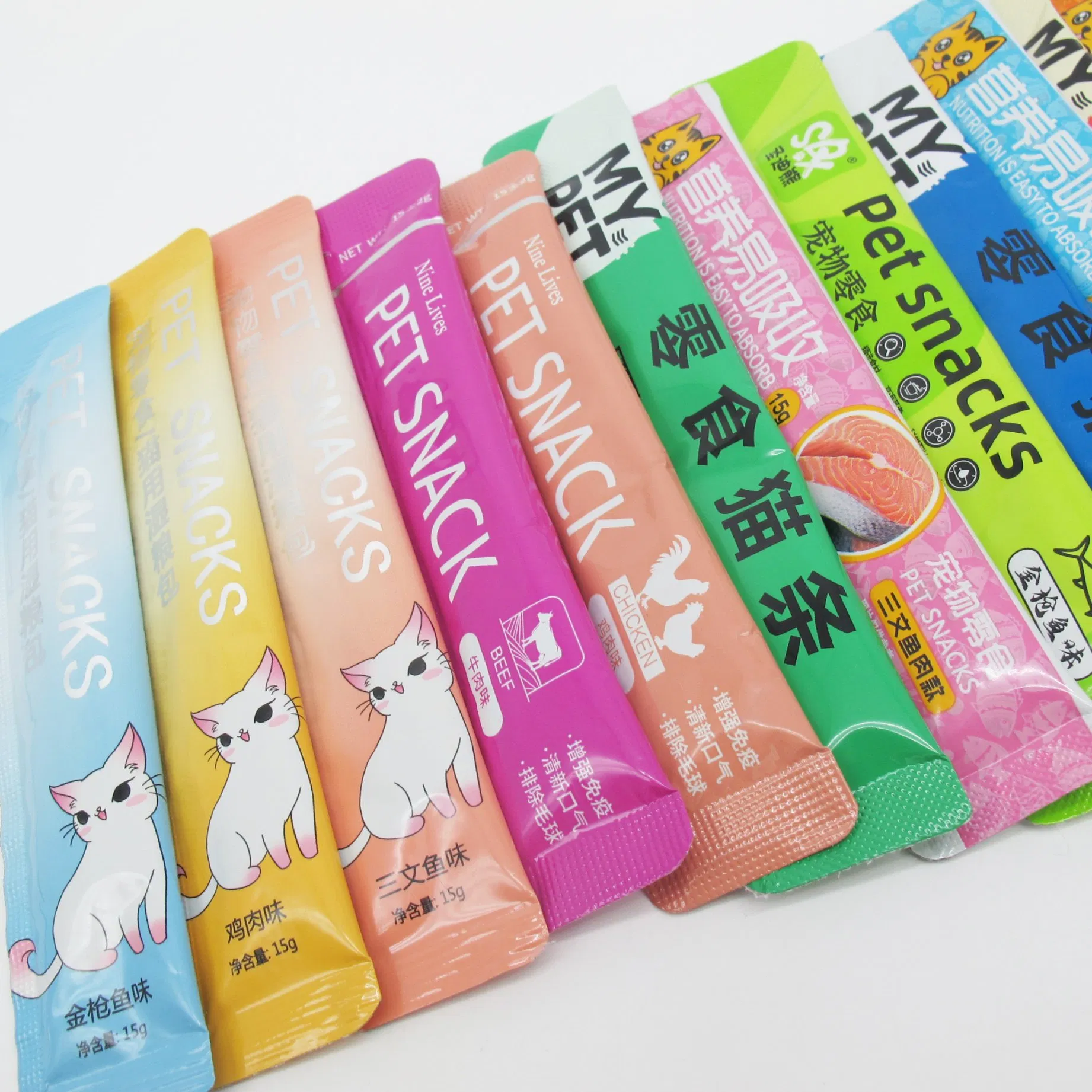Factory OEM Wet Pet Supply Chicken/ Beef/ Tuna/ Salmon OEM Tastes Pet Products Sanck Treat Animal Food for Kittens Cat Strips Kittens Fluid Stick