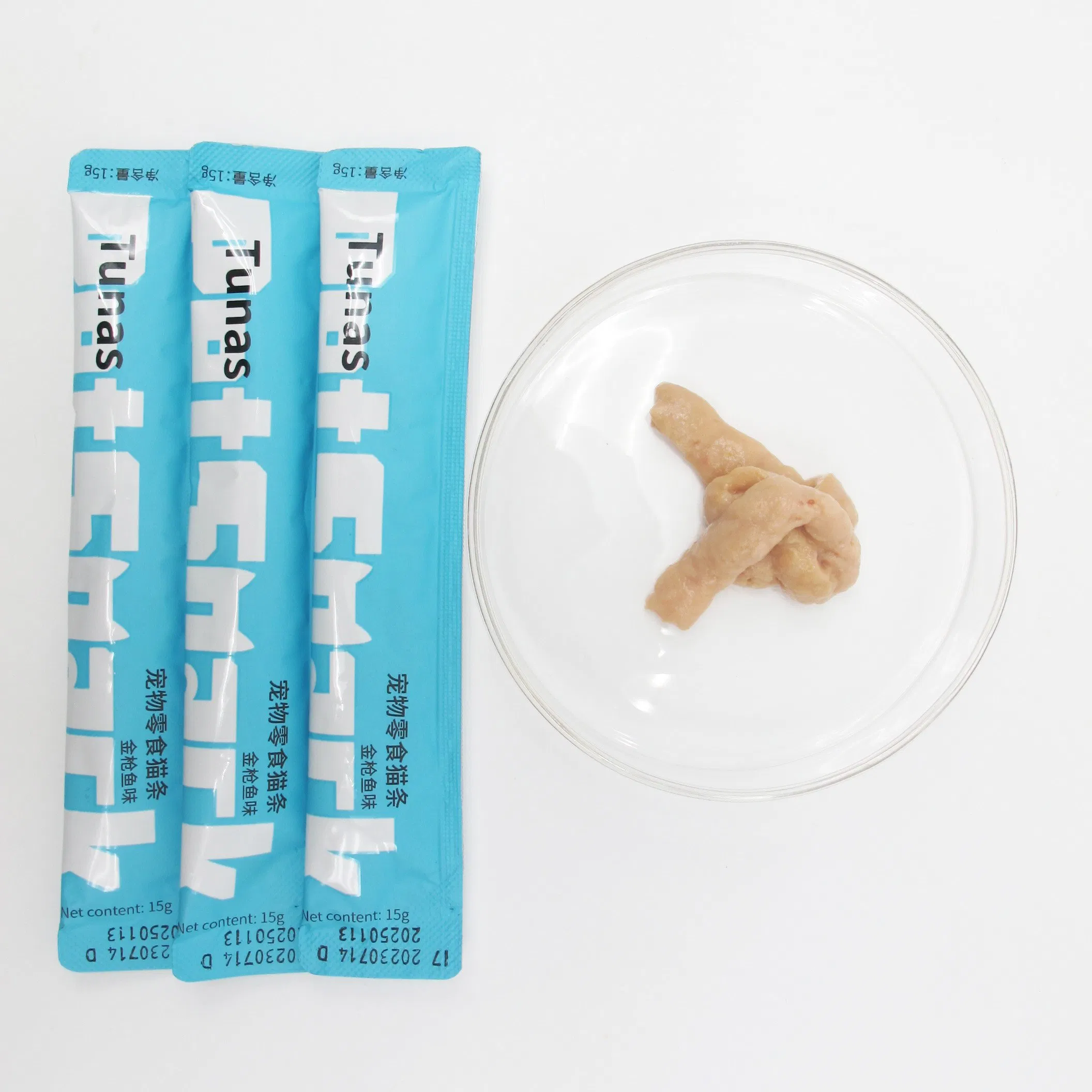 Rich Protein Nutrition Good Digestion Salmon/ Tuna Cat Strips Liquid Stick Wet Food Cat Snack Pet Treat for Kittens Pet Accessoies