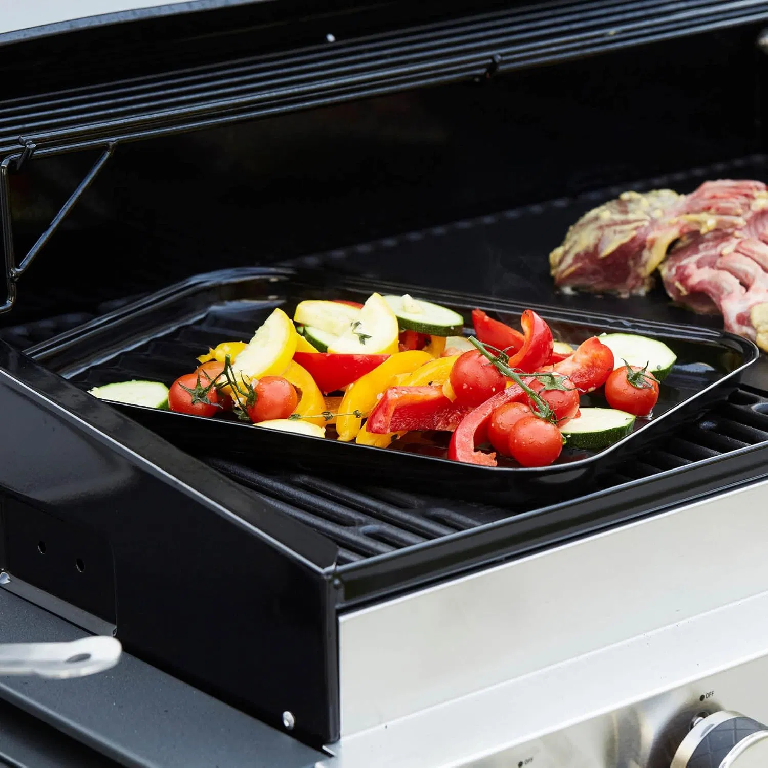 Custom Fish Veggies Meat Grill Plate Black Porcelain Coated Grill Pan Barbecue Toppers