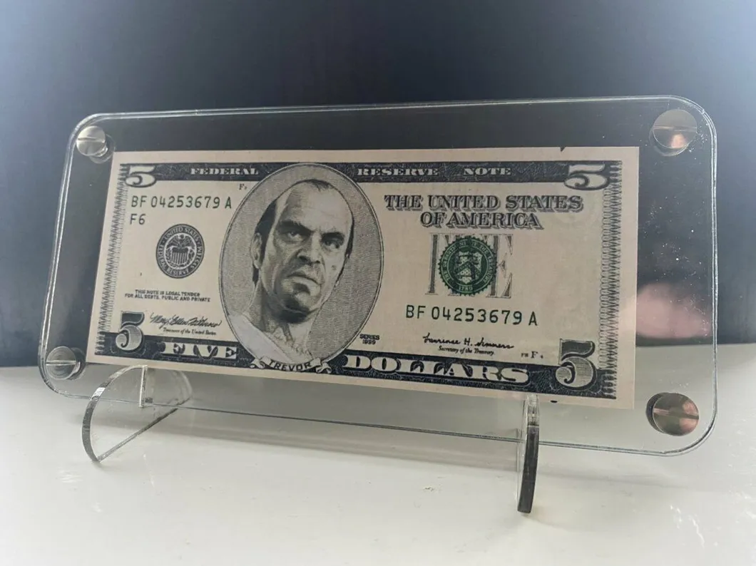 Acrylic Banknotes Display 4