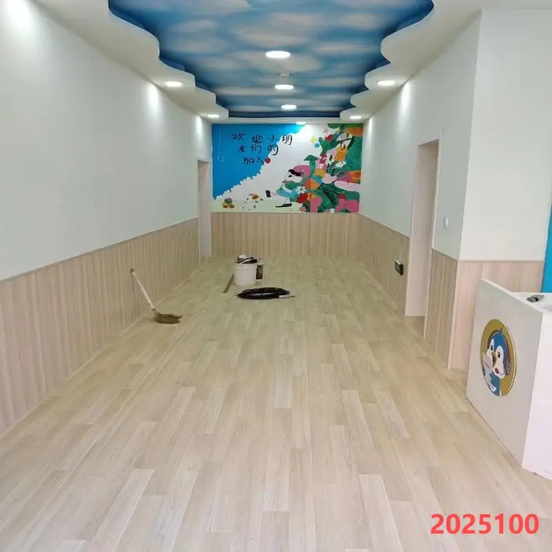 China HSH Wood Grain Series PVC Flooring Roll with High Quality Manufacturers, Suppliers