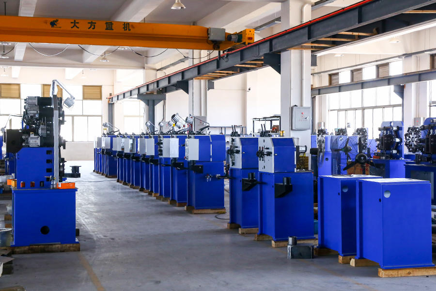 آلة تشكيل الأسلاك عالية الدقة 2D لمكونات إطار مقعد السيارة Yf-CNC-4-120