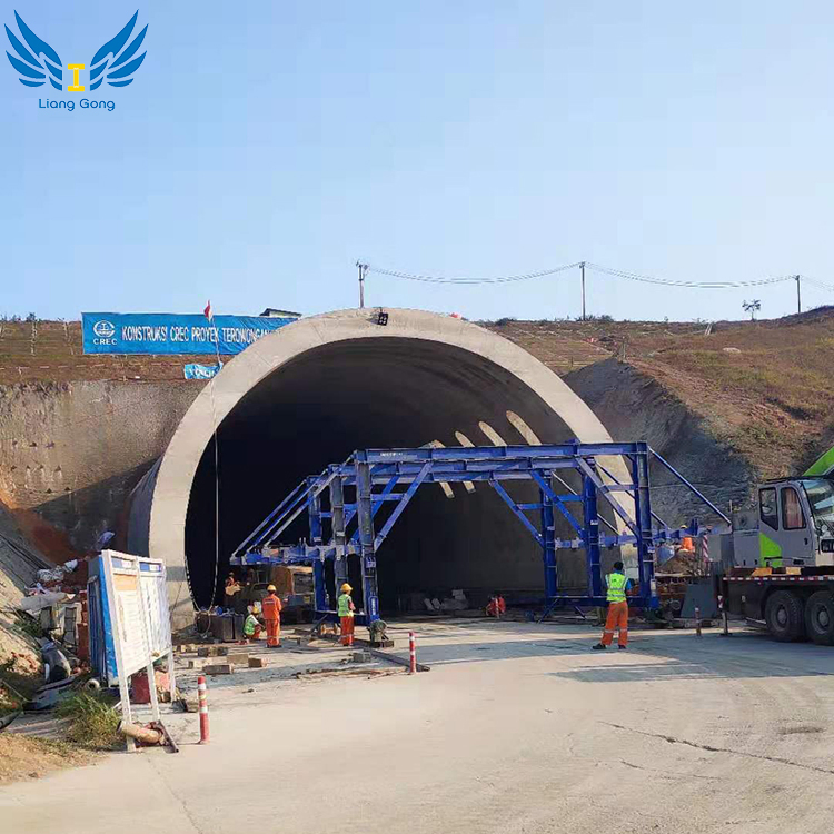 نظام قوالب ليانغونغ لعربة تبطين الأنفاق الهيدروليكية للسكك الحديدية والطرق السريعة