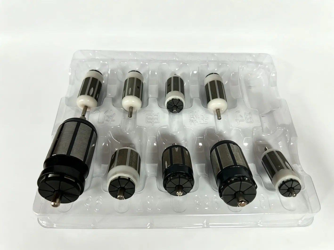 Function of a commutator in a DC motor