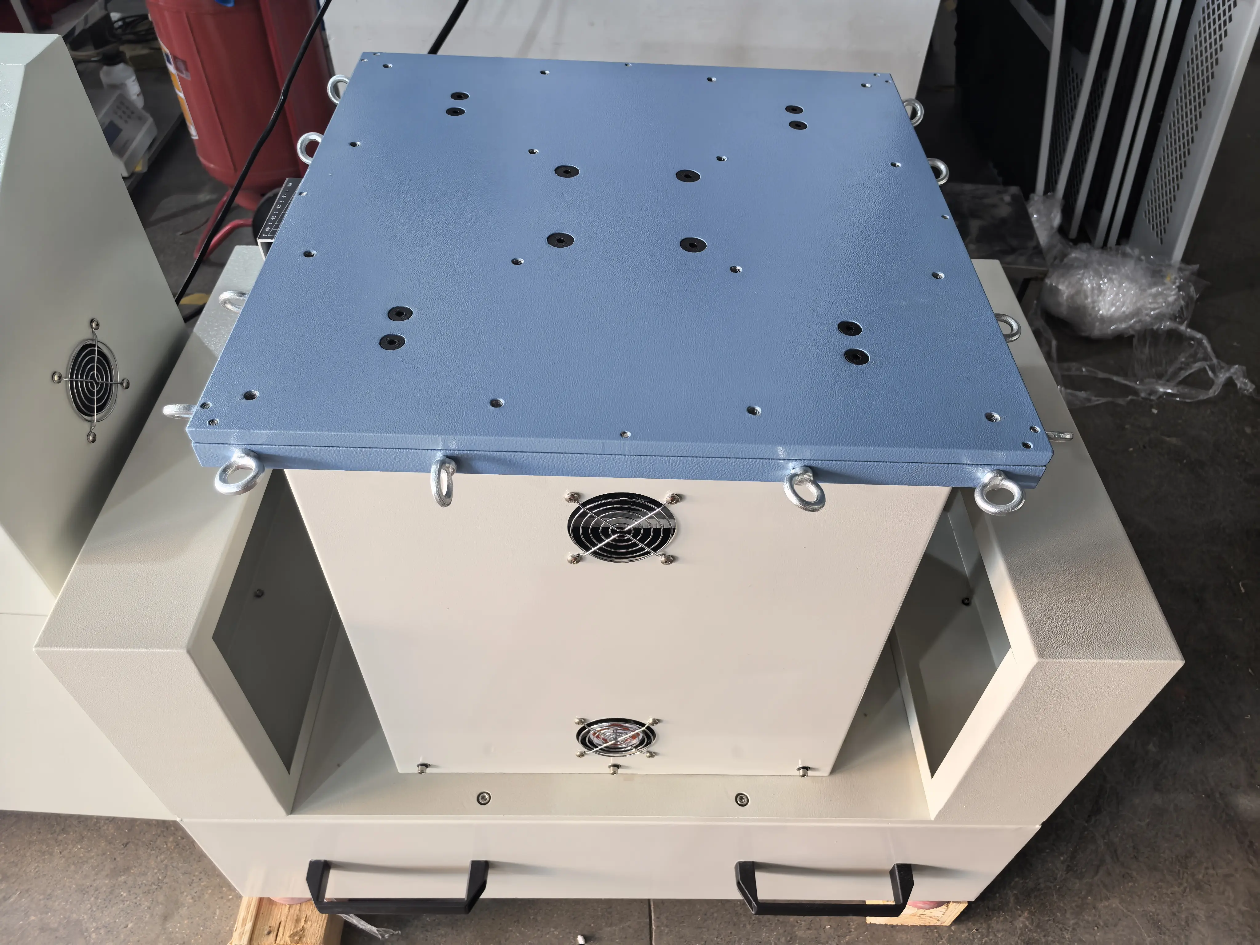 Custom Sweep Frequency Vibration Bench Manufacturer, Supplier