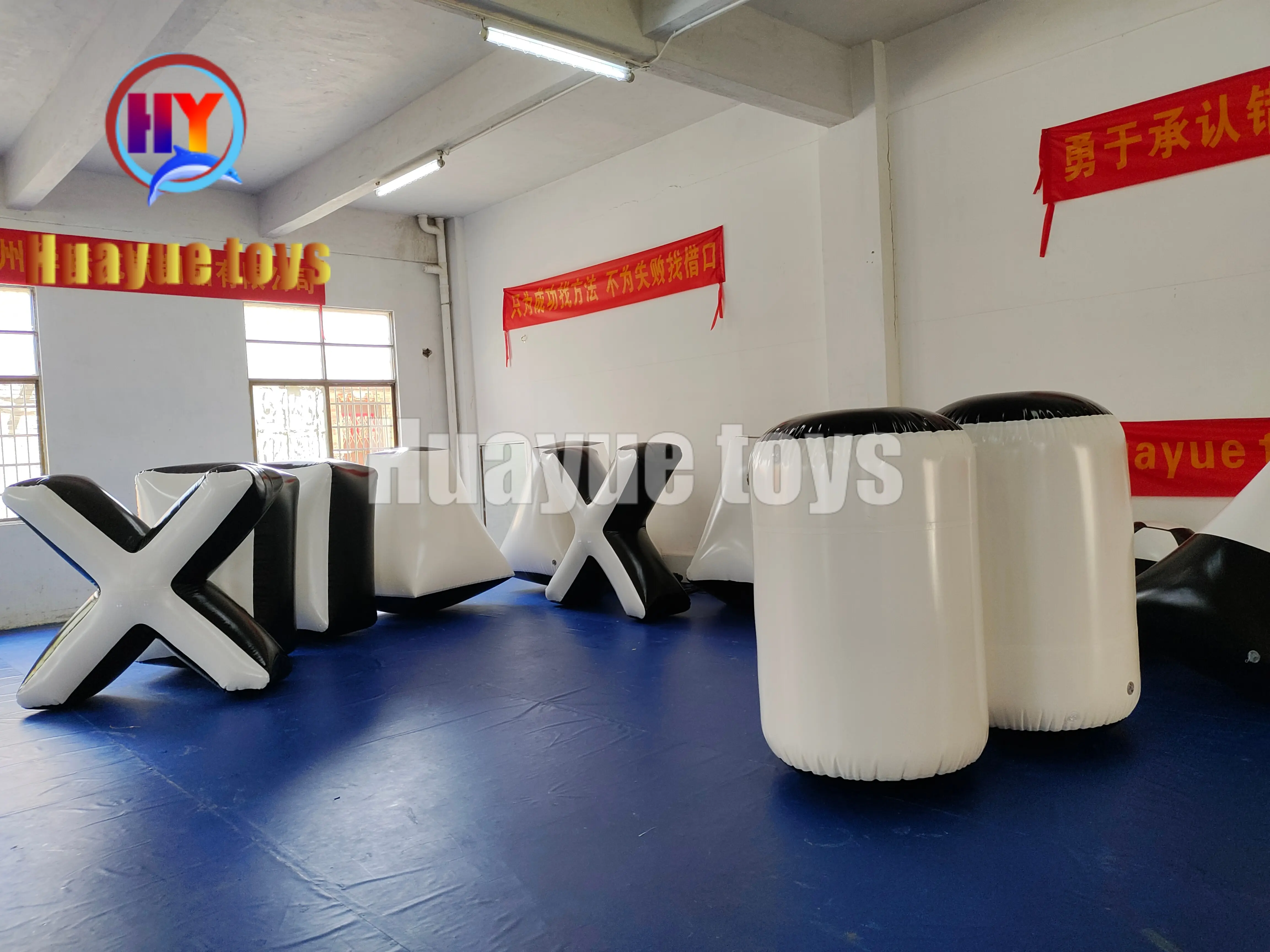 High-Quality Black and White Inflatable Paintball Bunker Suppliers, Factory
