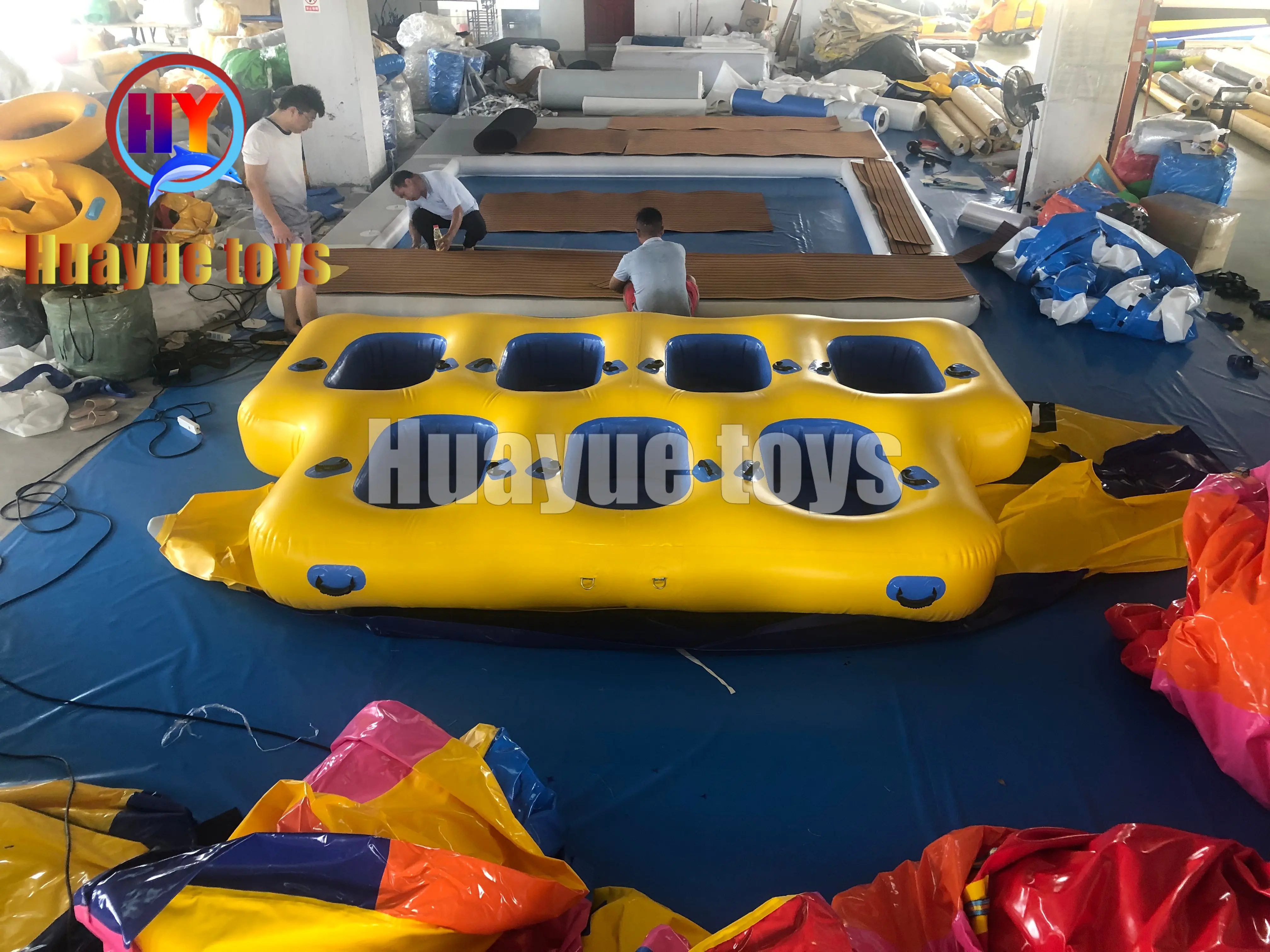 Wholesale Yellow and Blue 7-Seater Inflatable Towable Boat Manufacturer, Factories