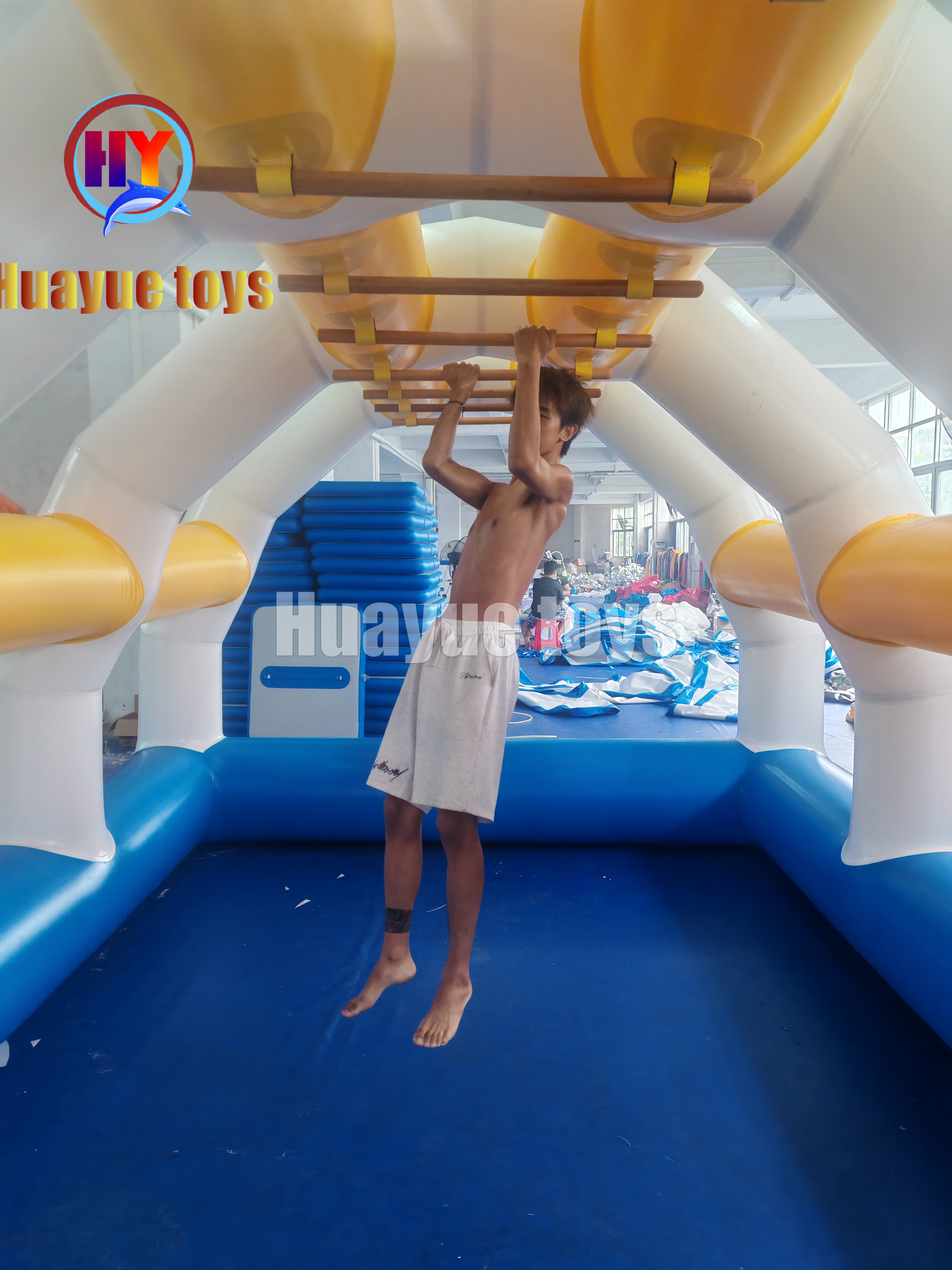 inflatable Jungle set feature 3