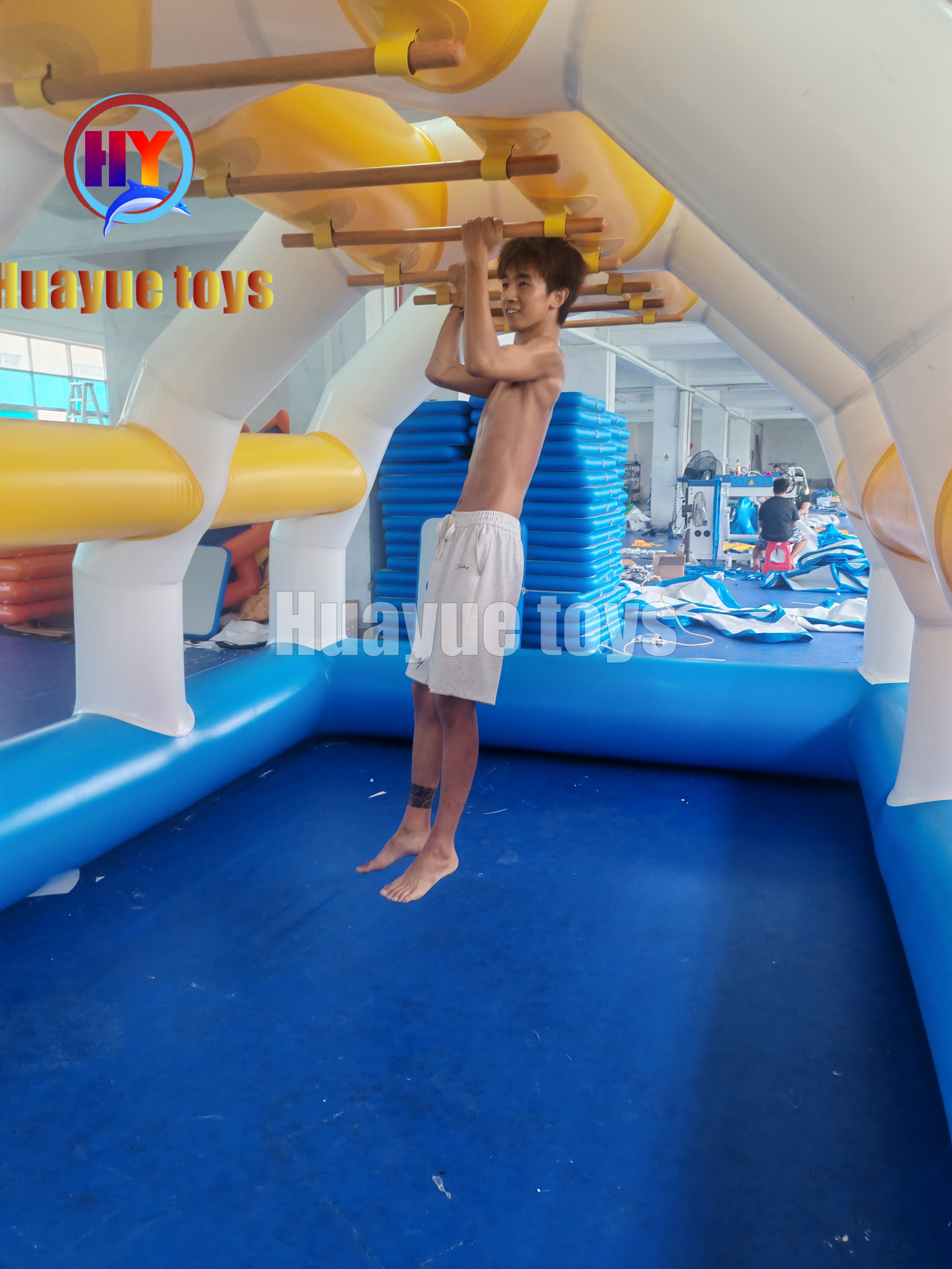 inflatable Jungle set full view