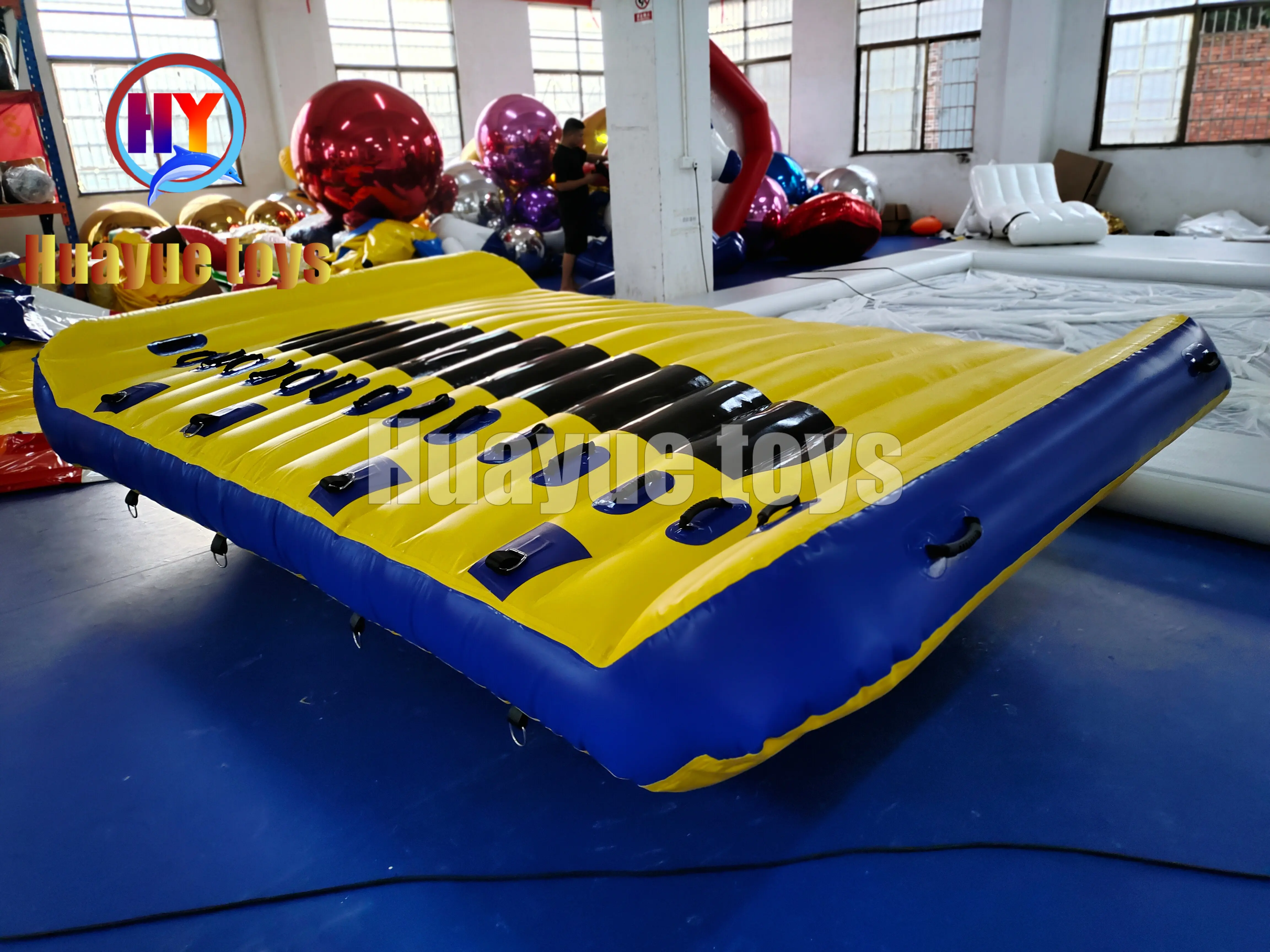 Wholesale Yellow and Blue Inflatable Towable (Prone Position) Manufacturers, Supplier