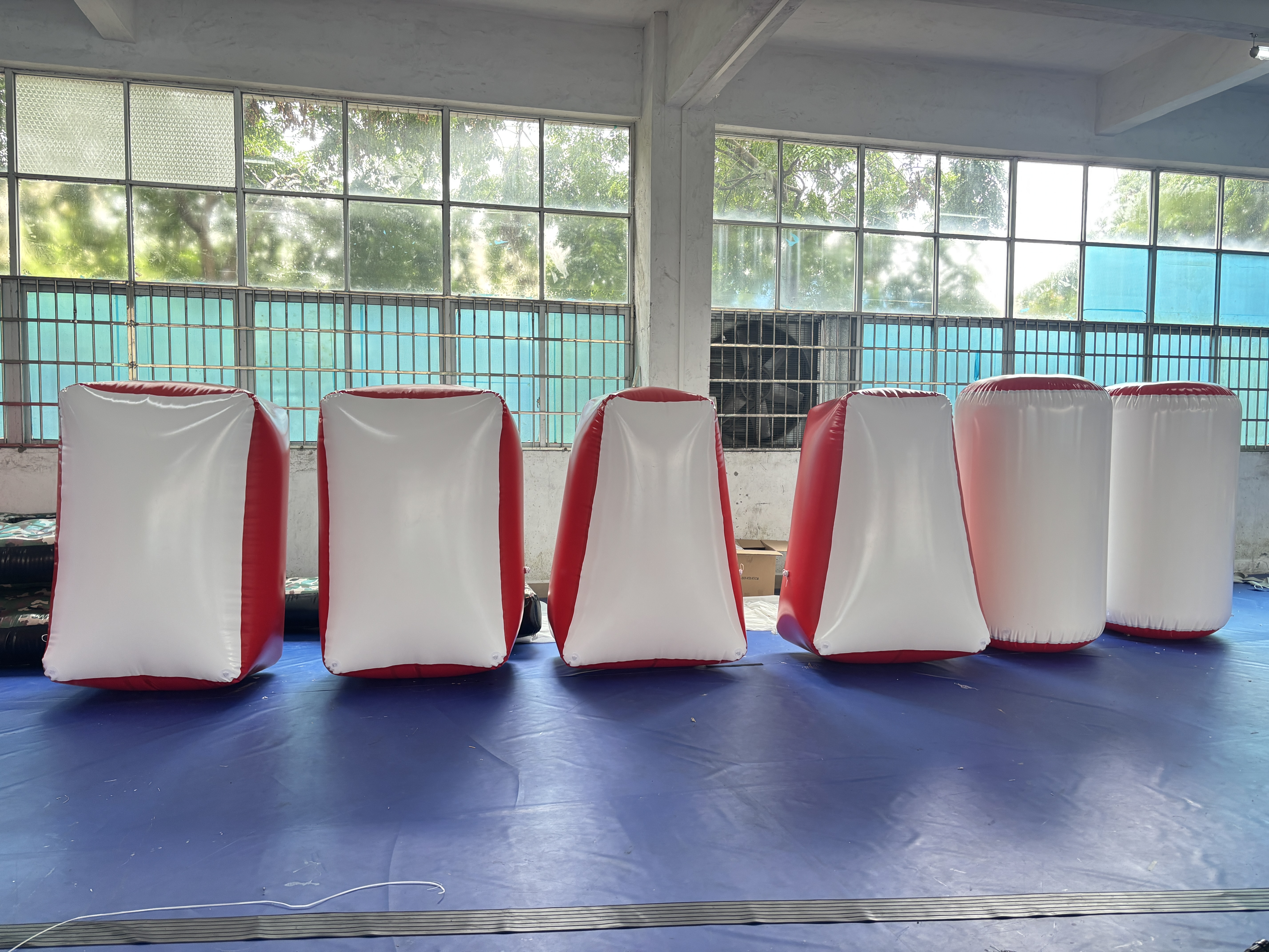 inflatable bunkers (4)