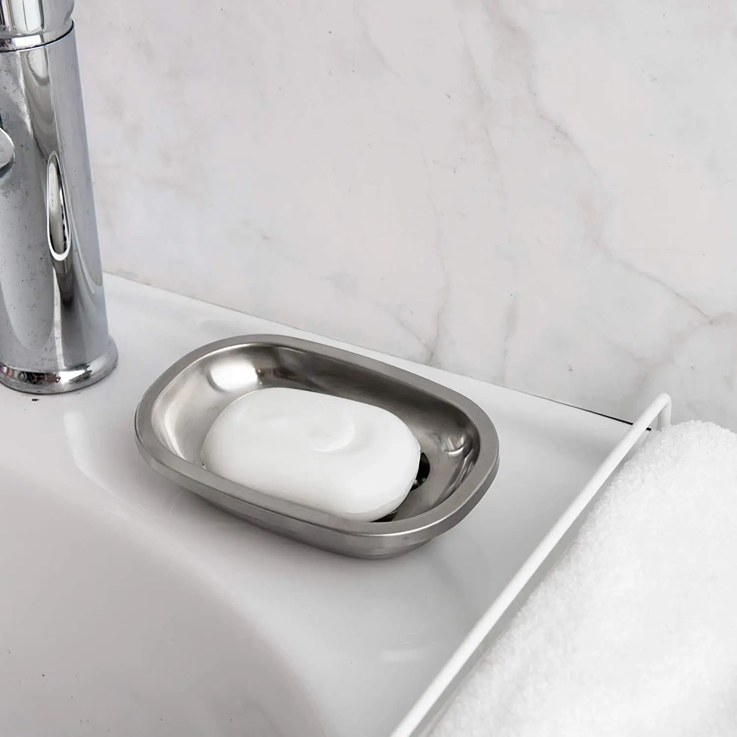 Bathroom Hardware Display