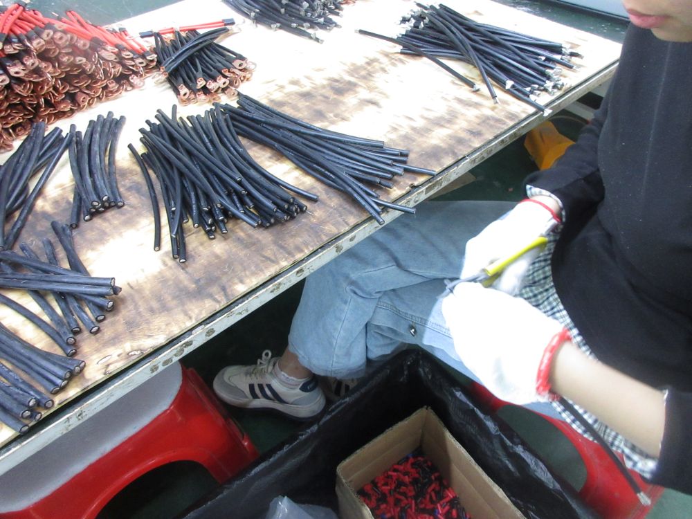 Precision wire cutting process in energy storage system component manufacturing