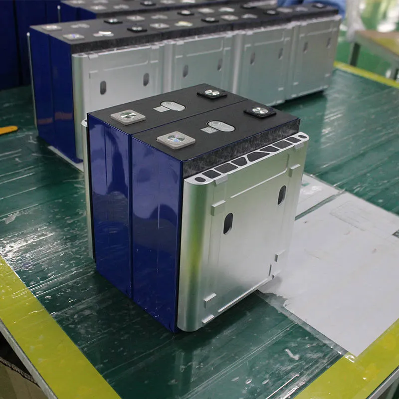 High Voltage off Grid Commercial Industrial Cabinet 215kwh 372kwh Ess Container Battery System Bess Solar Energy Storage