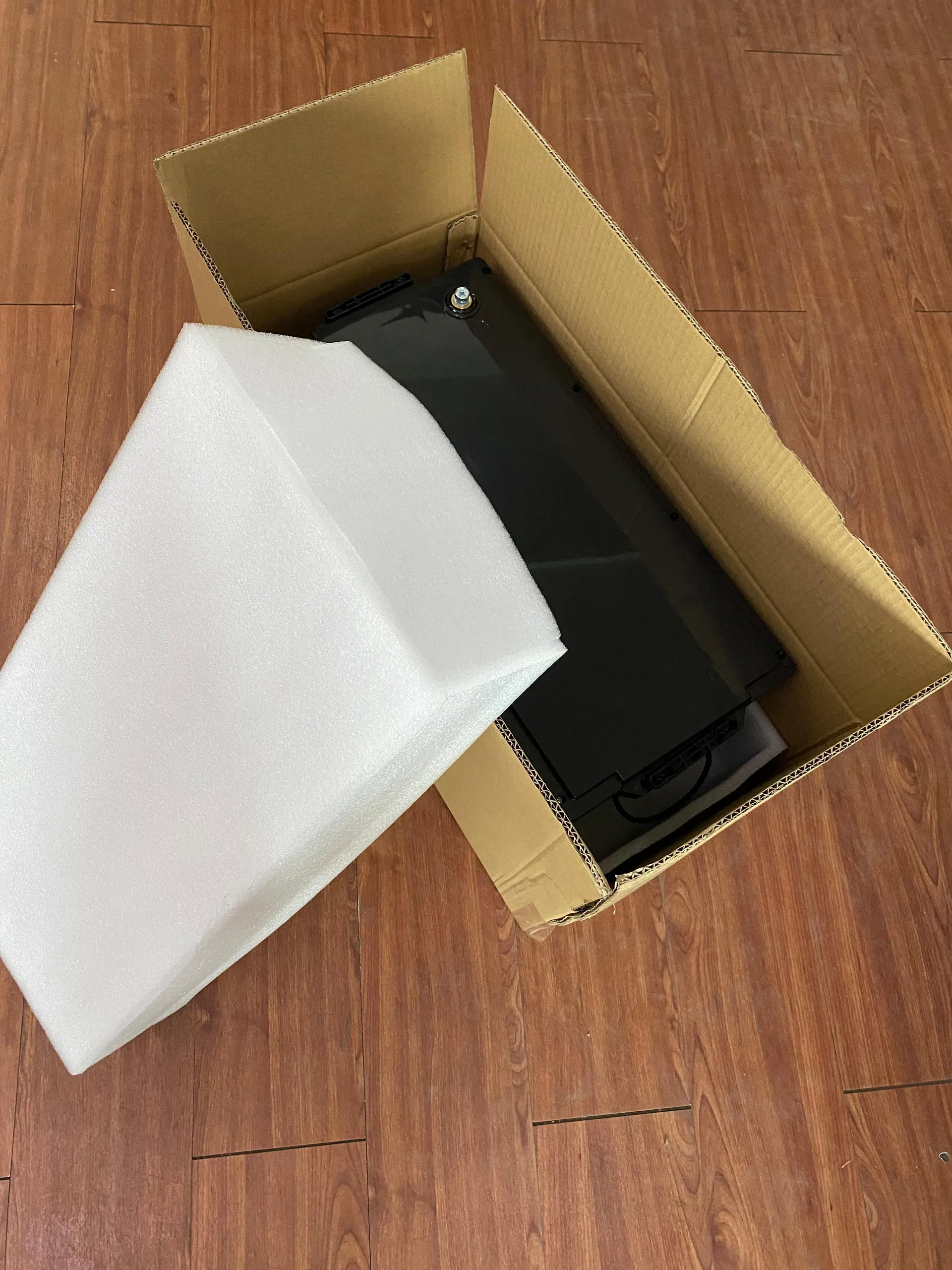 25.6V 6.5ah LiFePO4 Battery Pack 166wh with Built-in BMS 32700 Cell Rechargeable Lithium Iron Phosphate Battery