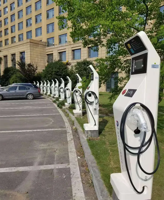 Advanced Powermax 400VAC Solar EV Charging Station for Three Phase Use