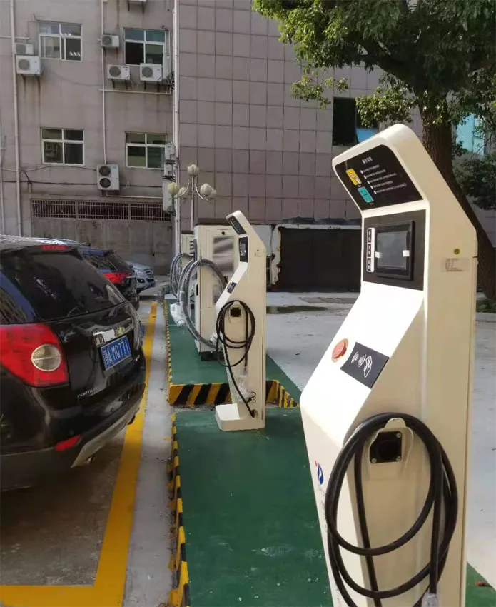 Advanced Powermax 400VAC Solar EV Charging Station for Three Phase Use